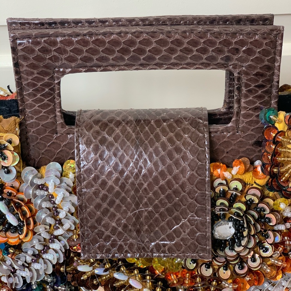 Brown Sitting Pretty Signature Handbag NWOT - Picture 3 of 6